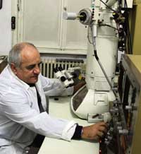 Създаваме девет мощни изследователски центъра