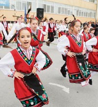 Хоро за празника