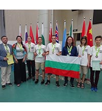 Наши ученици с медали от Китай