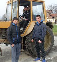 Школо с дълбоки корени