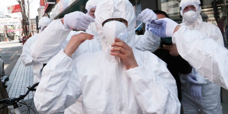 Защо сърдечно болните  са уязвими към COVID-19