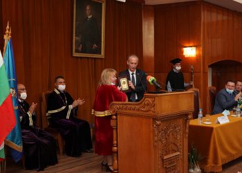 По-високи изисквания към университетите