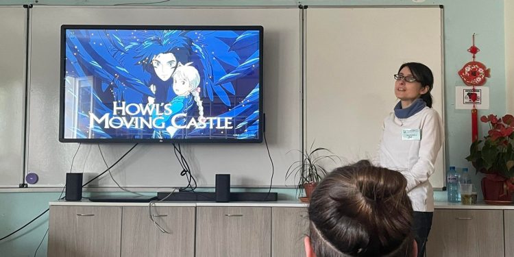 Между източните езици и математиката