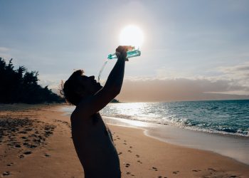 Трябват ли ни 8 чаши вода на ден