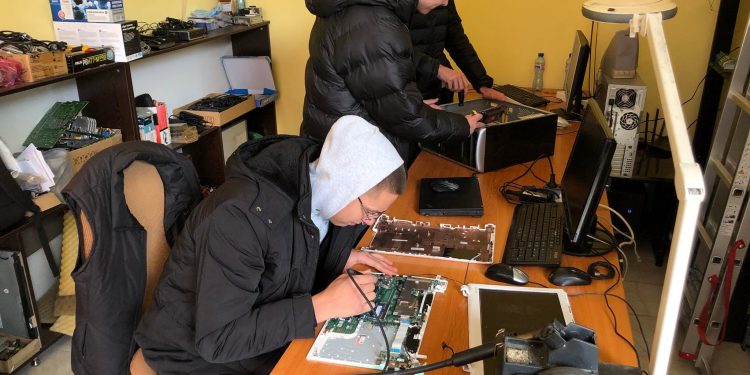 Лидери на промяна в професионалното