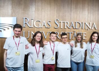 Отборни медали от Европейското състезание по експериментални науки