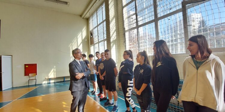 Умението да привличаш млади учители