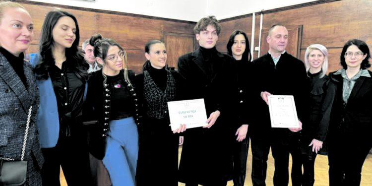 Бъдещи юристи решават административни казуси