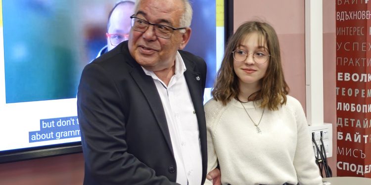 Памела от Карнобат влага част от себе си в превода