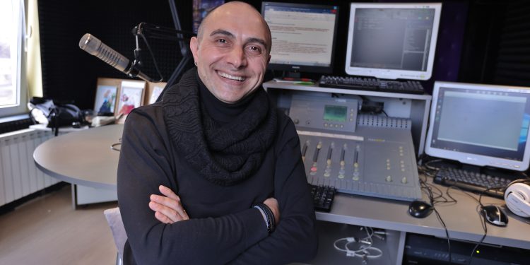 Тео Койчинов от FRESH!: РАДИОактивен съм всеки делник – поне за 4 часа