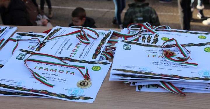 Бизнесът иска промяна в приема в математически и ИКТ гимназии