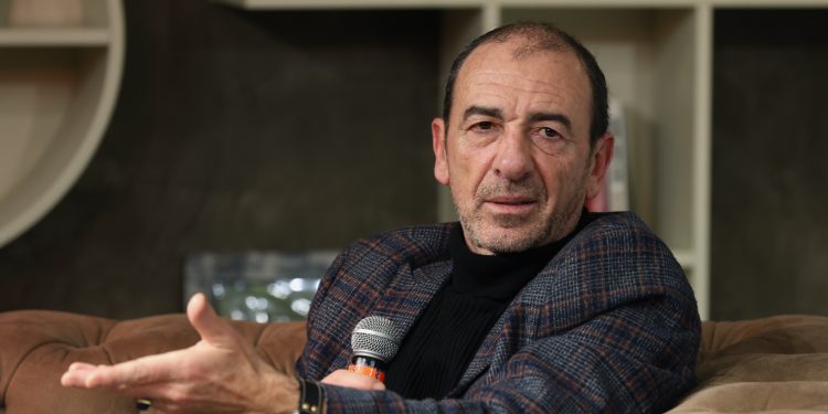 Снимка на броя: Премиера на книгите на Димитър Маринов