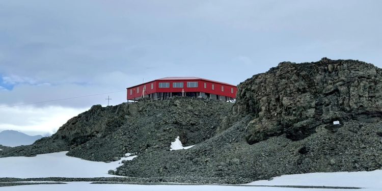 Новият лабораторен блок на българската антарктическа база