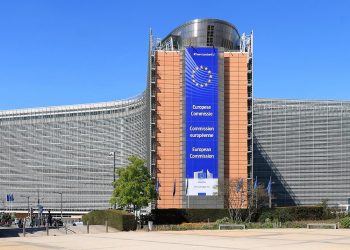 Еврокомисията инвестира 1,25 млрд. евро в научни изследвания