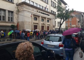 Над 59 000 четвъртокласници на национално външно оценяване по български език и литература и по математика