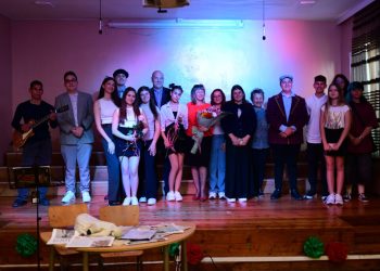 Млади журналисти от СУ „Иван Вазов“ в Поморие по Вазовите пътеки