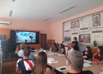 485 учители обучени по „Успех за теб“