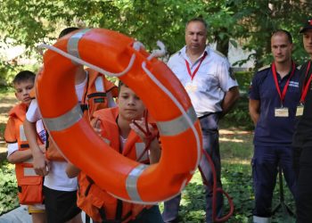 Млади спасители в действие