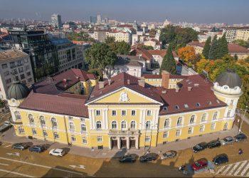 Общо 57 учени, свързани с Българската академия на науките, са сред първите два процента топ учени в света