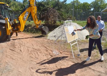 Ремонтират откритата спортна площадка в разградското ОУ „Васил Левски“