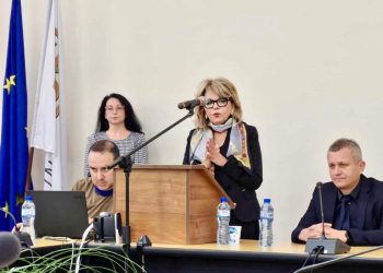 Зам.-министър Наталия Михалевска участва в научна конференция за развитието на лингвистиката