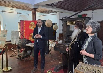 „Машина на времето“ връща кюстендилските ученици към изворите на знанието