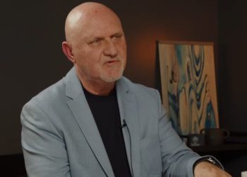 Проф. Галин Цоков, директор на Института по образованието в Студио „Аз-буки“: Образованието е начин да променим обществото (ВИДЕО)