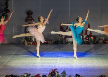 Размяна на местата в ЦПЛР – ОДК в Перник – художници пропяват, балерини рисуват, от клуба по народни танци танцуват спортни