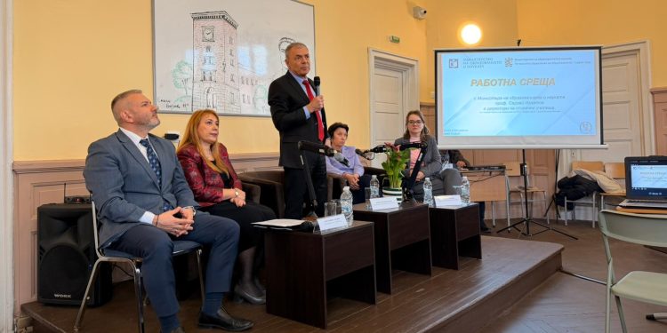 Министър Сергей Игнатов:  Новият тласък за развитие на България трябва да дойде от образованието