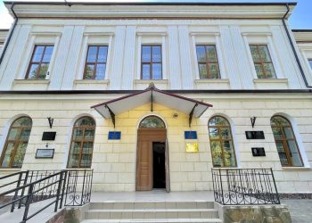 В Болградската гимназия ученици с български корени ще продължат да изучават родния език и традиции