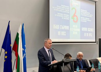 Министър Игнатов към студентите: Отстоявайте автономията и независимостта си