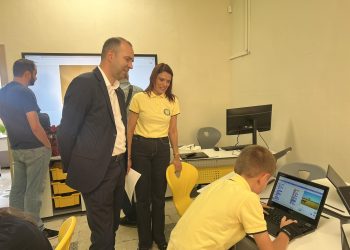 Две училища в Кюстендил откриха нови STEM центрове